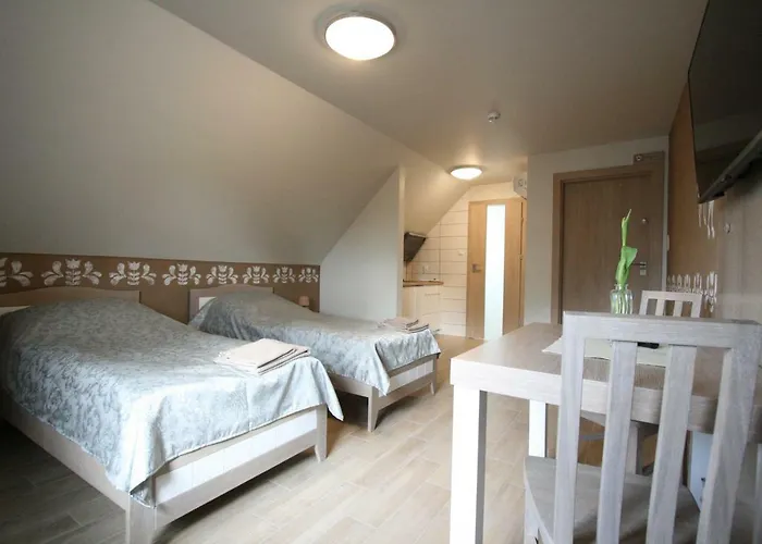 Cameleon Δωμάτια σε οικογενειακή κατοικία Słupca